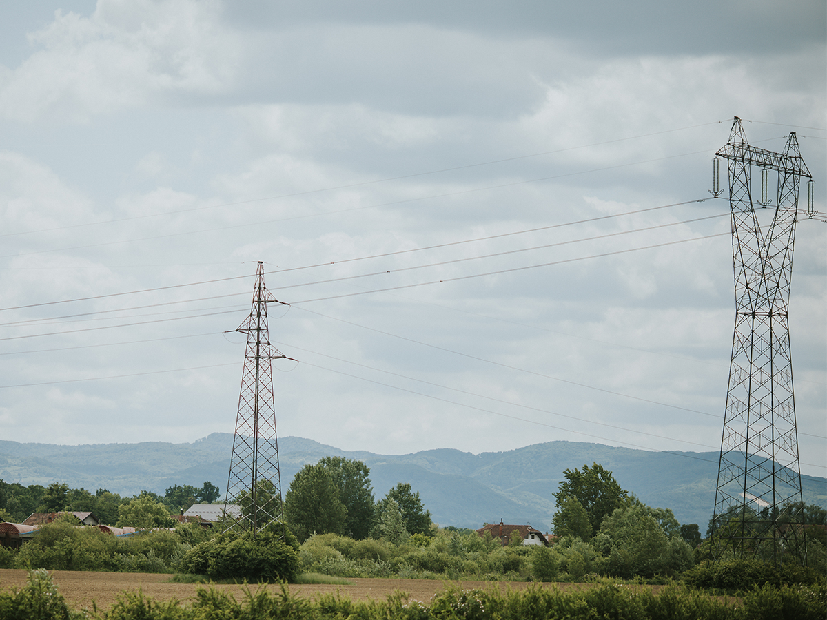 Overhead wires for crossed wires news story